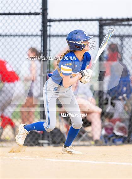 Thumbnail 2 in Packer Collegiate Institute vs Spence (AAIS Quarterfinals) photogallery.
