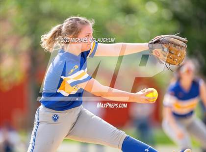 Thumbnail 2 in Packer Collegiate Institute vs Spence (AAIS Quarterfinals) photogallery.