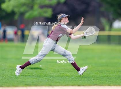 Thumbnail 1 in Packer Collegiate Institute vs Spence (AAIS Quarterfinals) photogallery.