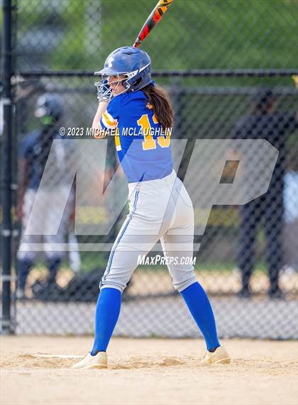 Thumbnail 2 in Packer Collegiate Institute vs Spence (AAIS Quarterfinals) photogallery.