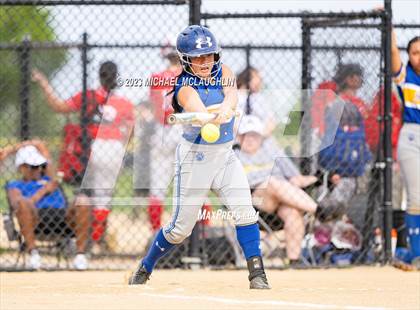 Thumbnail 1 in Packer Collegiate Institute vs Spence (AAIS Quarterfinals) photogallery.