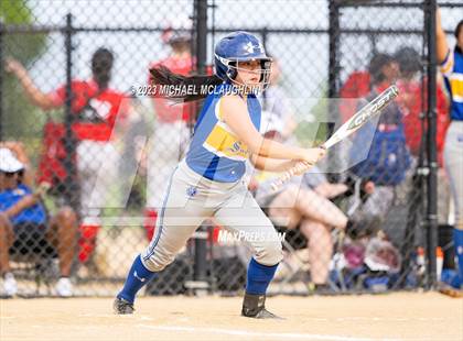 Thumbnail 2 in Packer Collegiate Institute vs Spence (AAIS Quarterfinals) photogallery.