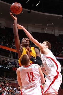 Thumbnail 3 in Mater Dei vs. Dominguez (CIF SS DIAA Final) photogallery.
