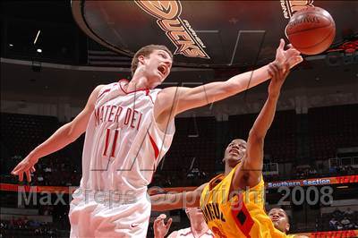 Thumbnail 1 in Mater Dei vs. Dominguez (CIF SS DIAA Final) photogallery.