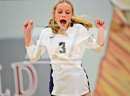 Thumbnail 3 in Evergreen vs Chatfield photogallery.