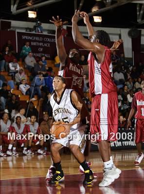 Thumbnail 1 in Central vs Madison Park (Spalding Hoophall Classic) photogallery.