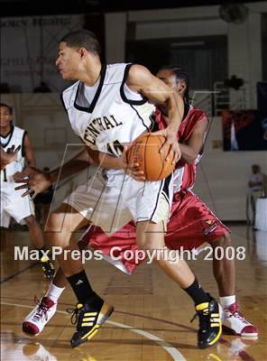 Thumbnail 1 in Central vs Madison Park (Spalding Hoophall Classic) photogallery.