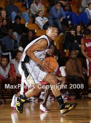 Thumbnail 2 in Central vs Madison Park (Spalding Hoophall Classic) photogallery.