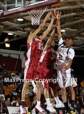 Thumbnail 1 in Central vs Madison Park (Spalding Hoophall Classic) photogallery.