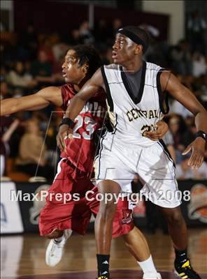 Thumbnail 3 in Central vs Madison Park (Spalding Hoophall Classic) photogallery.