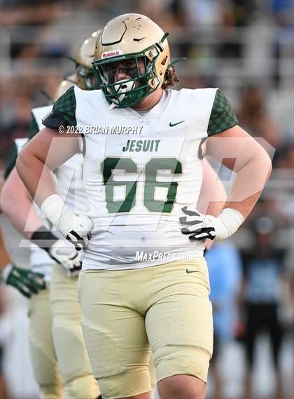 Thumbnail 1 in Jesuit @ Lakeridge photogallery.
