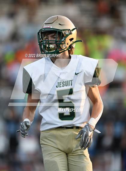 Thumbnail 1 in Jesuit @ Lakeridge photogallery.