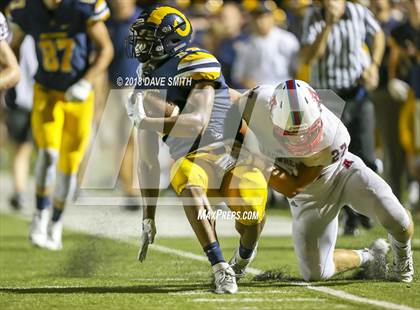Thumbnail 2 in Arrowhead @ Marquette University photogallery.