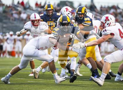 Thumbnail 1 in Arrowhead @ Marquette University photogallery.