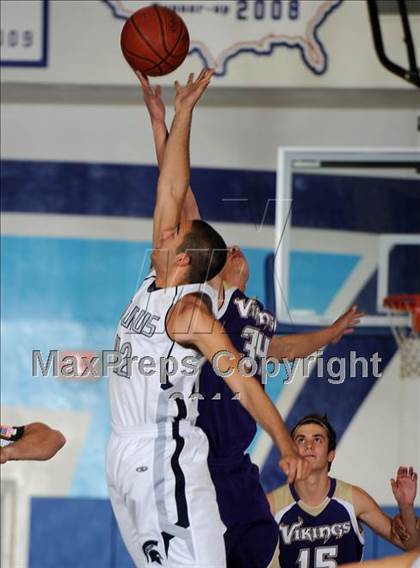 Thumbnail 2 in Valencia @ Saugus photogallery.
