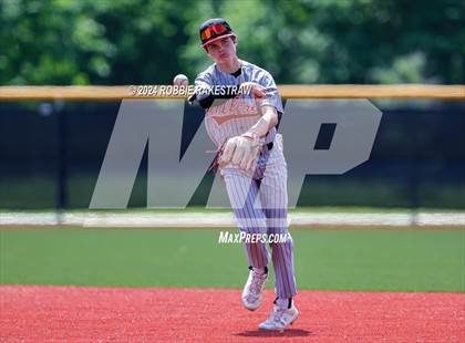 Thumbnail 1 in Hillcrest vs. Seagoville (UIL 5A Bi-District Playoff) photogallery.