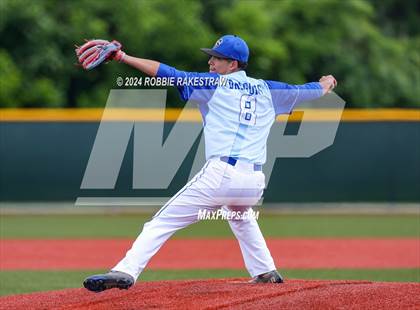 Thumbnail 3 in Hillcrest vs. Seagoville (UIL 5A Bi-District Playoff) photogallery.