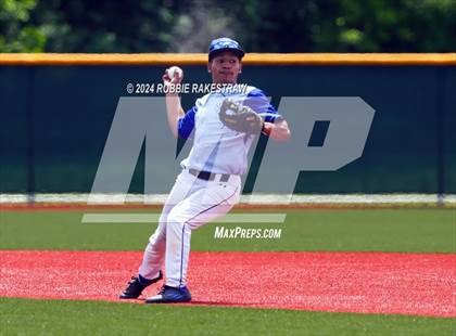 Thumbnail 2 in Hillcrest vs. Seagoville (UIL 5A Bi-District Playoff) photogallery.
