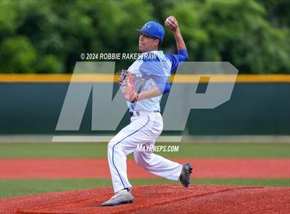 Thumbnail 1 in Hillcrest vs. Seagoville (UIL 5A Bi-District Playoff) photogallery.