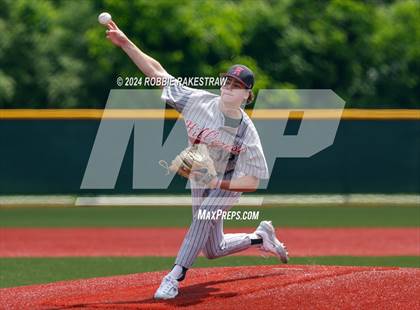 Thumbnail 2 in Hillcrest vs. Seagoville (UIL 5A Bi-District Playoff) photogallery.