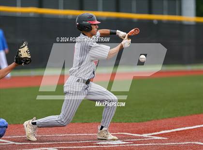 Thumbnail 1 in Hillcrest vs. Seagoville (UIL 5A Bi-District Playoff) photogallery.