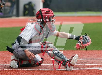 Thumbnail 3 in Hillcrest vs. Seagoville (UIL 5A Bi-District Playoff) photogallery.