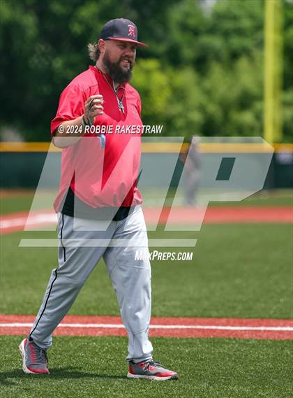 Thumbnail 2 in Hillcrest vs. Seagoville (UIL 5A Bi-District Playoff) photogallery.