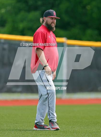 Thumbnail 2 in Hillcrest vs. Seagoville (UIL 5A Bi-District Playoff) photogallery.