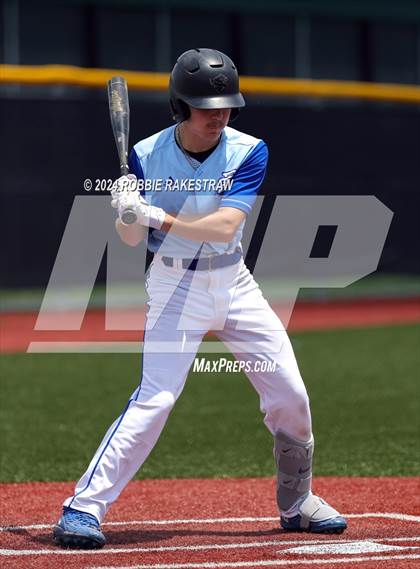 Thumbnail 3 in Hillcrest vs. Seagoville (UIL 5A Bi-District Playoff) photogallery.
