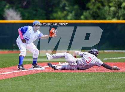 Thumbnail 2 in Hillcrest vs. Seagoville (UIL 5A Bi-District Playoff) photogallery.