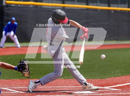 Thumbnail 2 in Hillcrest vs. Seagoville (UIL 5A Bi-District Playoff) photogallery.