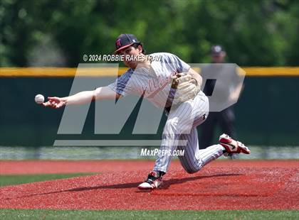 Thumbnail 3 in Hillcrest vs. Seagoville (UIL 5A Bi-District Playoff) photogallery.