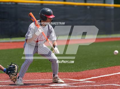 Thumbnail 2 in Hillcrest vs. Seagoville (UIL 5A Bi-District Playoff) photogallery.
