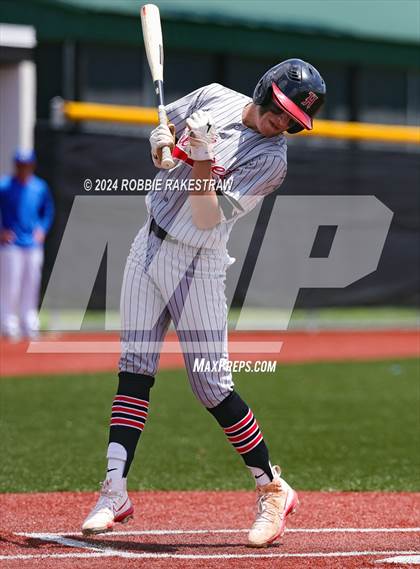 Thumbnail 2 in Hillcrest vs. Seagoville (UIL 5A Bi-District Playoff) photogallery.