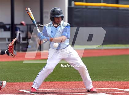 Thumbnail 3 in Hillcrest vs. Seagoville (UIL 5A Bi-District Playoff) photogallery.