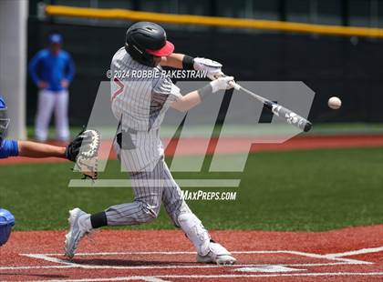 Thumbnail 2 in Hillcrest vs. Seagoville (UIL 5A Bi-District Playoff) photogallery.