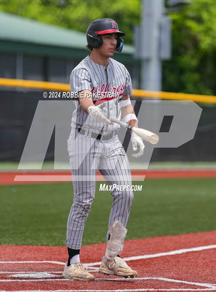 Thumbnail 1 in Hillcrest vs. Seagoville (UIL 5A Bi-District Playoff) photogallery.