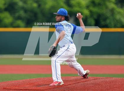 Thumbnail 3 in Hillcrest vs. Seagoville (UIL 5A Bi-District Playoff) photogallery.