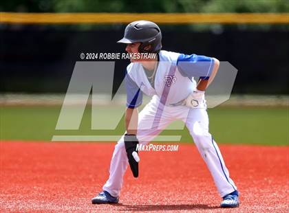 Thumbnail 2 in Hillcrest vs. Seagoville (UIL 5A Bi-District Playoff) photogallery.
