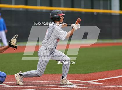 Thumbnail 3 in Hillcrest vs. Seagoville (UIL 5A Bi-District Playoff) photogallery.