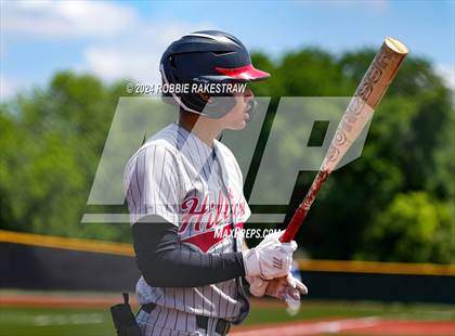 Thumbnail 3 in Hillcrest vs. Seagoville (UIL 5A Bi-District Playoff) photogallery.
