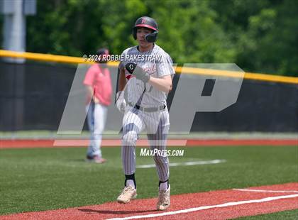 Thumbnail 2 in Hillcrest vs. Seagoville (UIL 5A Bi-District Playoff) photogallery.
