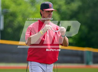 Thumbnail 3 in Hillcrest vs. Seagoville (UIL 5A Bi-District Playoff) photogallery.