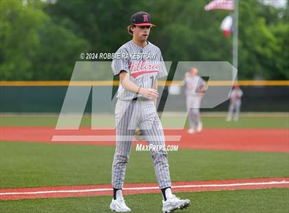 Thumbnail 2 in Hillcrest vs. Seagoville (UIL 5A Bi-District Playoff) photogallery.