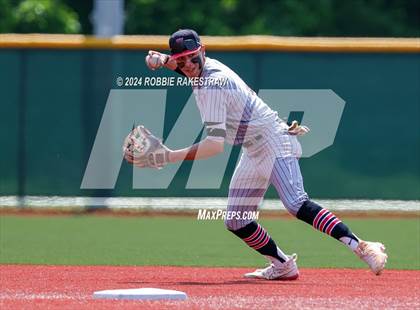 Thumbnail 3 in Hillcrest vs. Seagoville (UIL 5A Bi-District Playoff) photogallery.