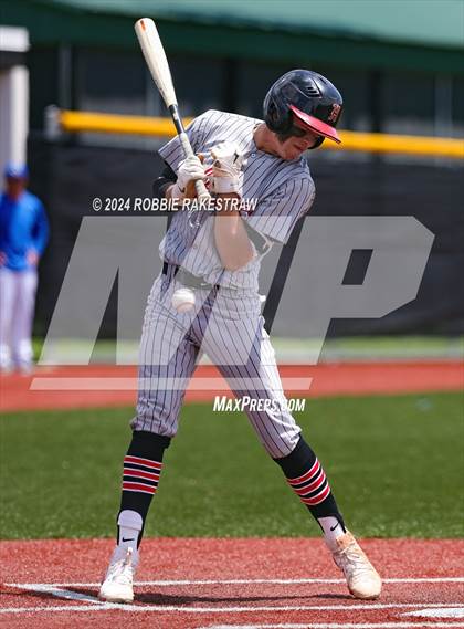 Thumbnail 1 in Hillcrest vs. Seagoville (UIL 5A Bi-District Playoff) photogallery.
