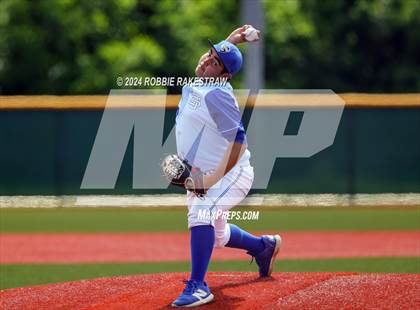 Thumbnail 3 in Hillcrest vs. Seagoville (UIL 5A Bi-District Playoff) photogallery.