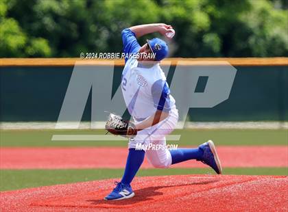 Thumbnail 2 in Hillcrest vs. Seagoville (UIL 5A Bi-District Playoff) photogallery.