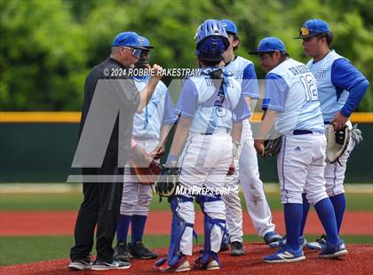 Thumbnail 3 in Hillcrest vs. Seagoville (UIL 5A Bi-District Playoff) photogallery.