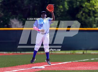 Thumbnail 1 in Hillcrest vs. Seagoville (UIL 5A Bi-District Playoff) photogallery.